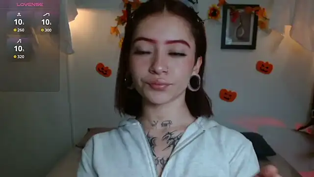 Evanss lx online show from October 17, 12:52 pm