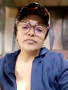 Lady 16 online show from September 13, 12:10 am