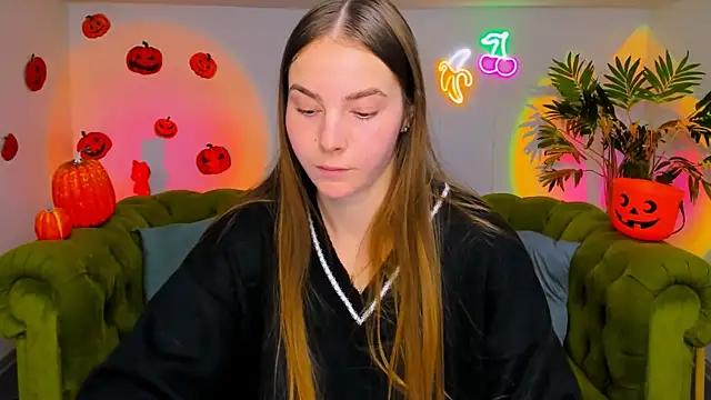 rad rebel  online show from November 13, 6:12 am