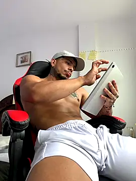 DeimonOficial online show from September 23, 6:55 pm