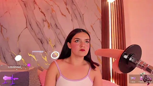 alicecute77 online show from September 13, 2:22 am