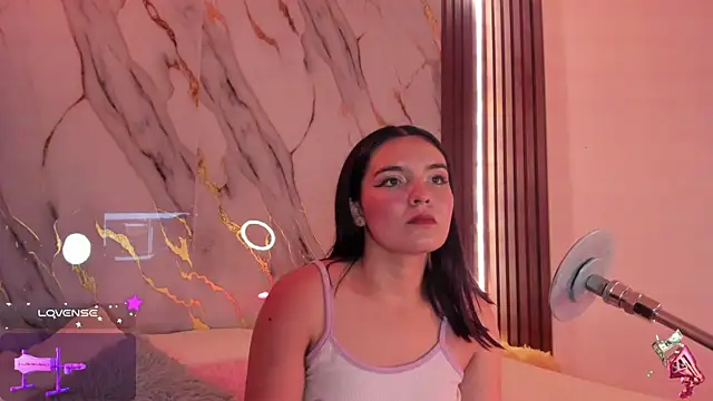 alicecute77 online show from October 3, 2:19 am