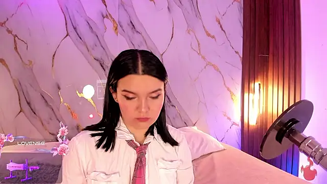 alicecute77 online show from February 20, 2:19 am