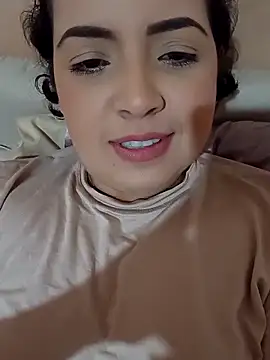 Silkenfeet21 online show from November 21, 6:01 am