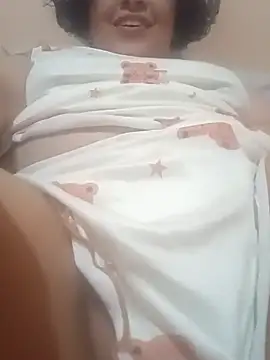 Silkenfeet21 online show from December 5, 7:28 am