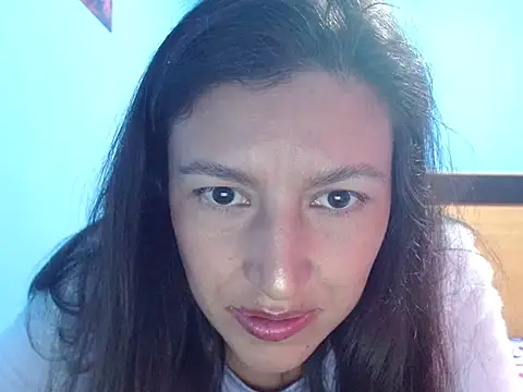 SarahFriendly online show from April 5, 8:06 pm