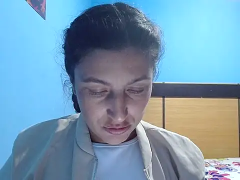 SarahFriendly online show from April 24, 2:36 am