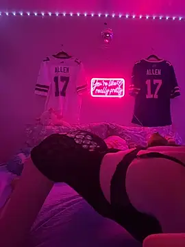 babygingerboo online show from April 27, 6:22 am