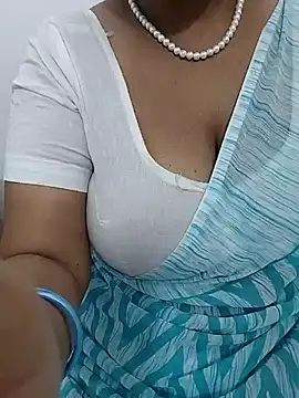 Snapshot of tami_lavanya chatting on February 11, 6:51 am tami lavanya online show from February 11, 6:51 am