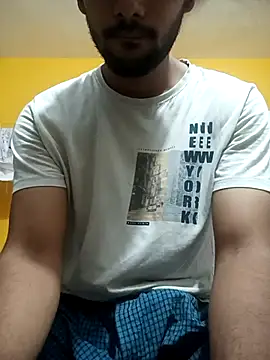 Snapshot of mayur_raaje chatting on May 25, 7:58 am mayur raaje online show from May 25, 7:58 am