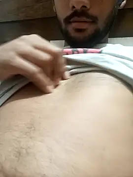 Snapshot of mayur_raaje chatting on May 31, 7:26 pm mayur raaje online show from May 31, 7:26 pm