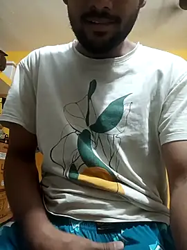 Snapshot of mayur_raaje chatting on June 6, 12:32 pm mayur raaje online show from June 6, 12:32 pm