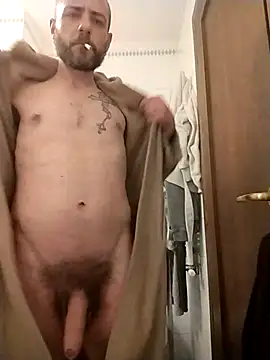 Snapshot of Baldassarre1990 chatting on December 14, 11:20 pm Baldassarre1990 online show from December 14, 11:20 pm