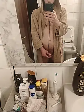 Snapshot of Baldassarre1990 chatting on February 1, 12:53 am Baldassarre1990 online show from February 1, 12:53 am