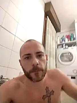 Snapshot of Baldassarre1990 chatting on February 10, 10:58 pm Baldassarre1990 online show from February 10, 10:58 pm