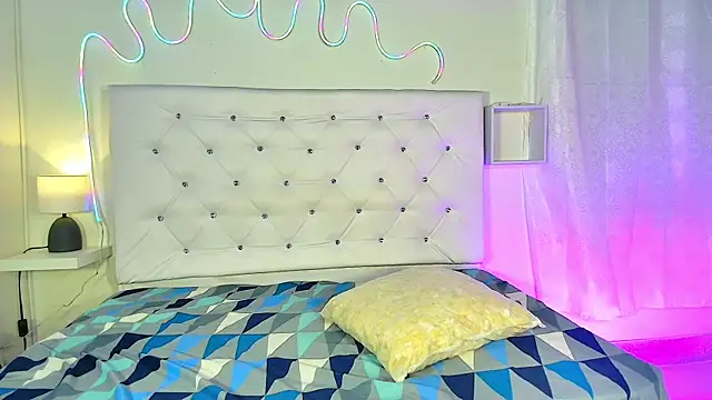 tatixxxvega online show from September 16, 2:07 pm