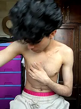 Axel-Mejia online show from December 20, 3:19 pm