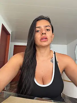 Snapshot of AnaaFaith_ chatting on April 30, 7:42 pm AnaaFaith online show from April 30, 7:42 pm