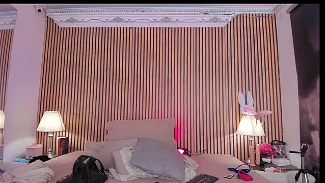 keeyla stone online show from January 10, 9:16 pm