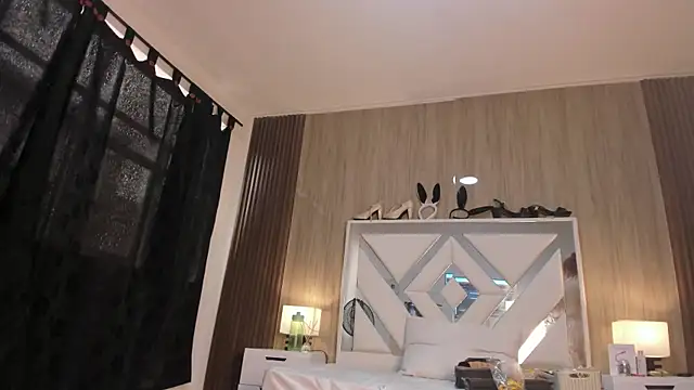 VanessaHard as online show from December 3, 7:34 pm