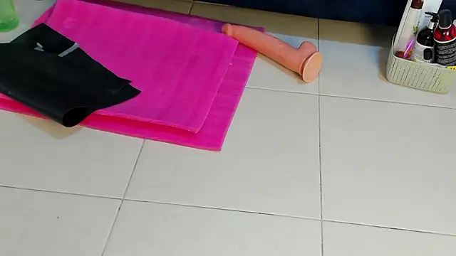 VanessaHard as online show from January 15, 7:39 pm