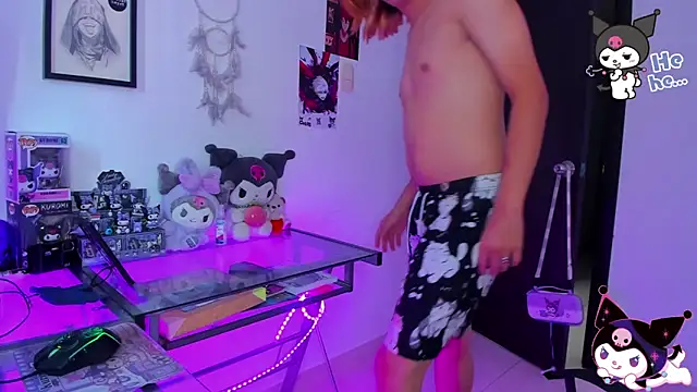 Snapshot of KeitaMoon chatting on February 2, 6:39 pm KeitaMoon online show from February 2, 6:39 pm