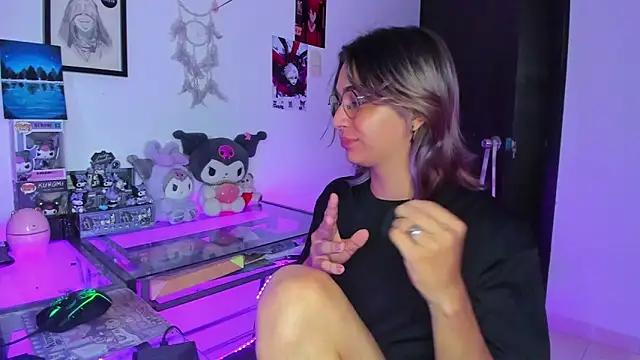 Snapshot of KeitaMoon chatting on February 16, 4:14 pm KeitaMoon online show from February 16, 4:14 pm