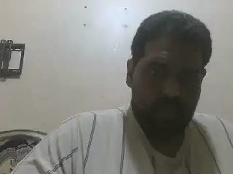 elpoop7305 online show from April 9, 11:32 pm