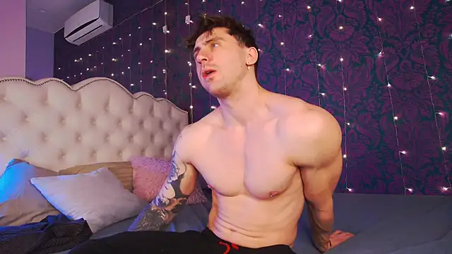 Oscar Miller  online show from November 29, 9:18 pm