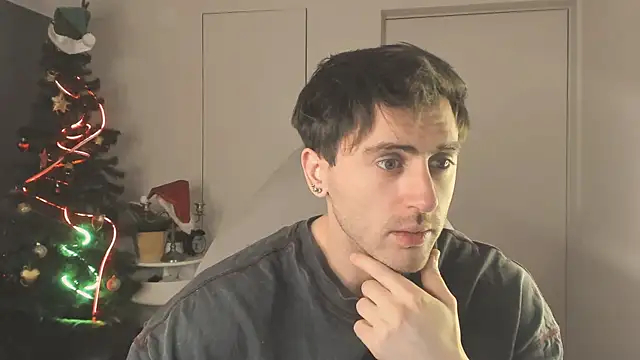 Oscar Miller  online show from December 19, 9:22 pm