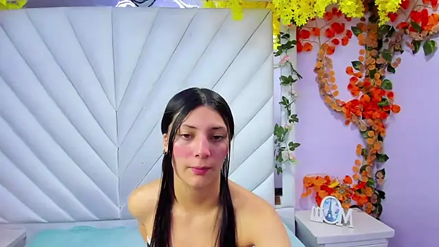  Luna Bennett online show from October 12, 2:16 pm