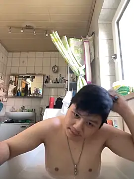 Snapshot of Kingpowerlittel chatting on September 15, 3:56 pm Kingpowerlittel online show from September 15, 3:56 pm