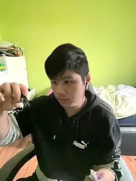 Snapshot of Kingpowerlittel chatting on September 29, 3:17 pm Kingpowerlittel online show from September 29, 3:17 pm