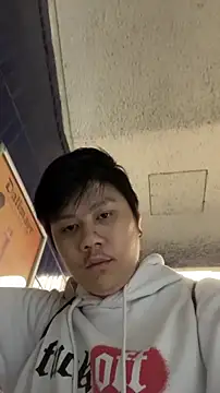 Snapshot of Kingpowerlittel chatting on October 26, 9:21 pm Kingpowerlittel online show from October 26, 9:21 pm