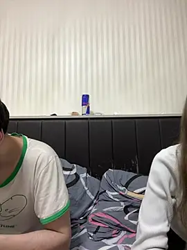 Snapshot of lovburger chatting on May 16, 6:50 pm lovburger online show from May 16, 6:50 pm