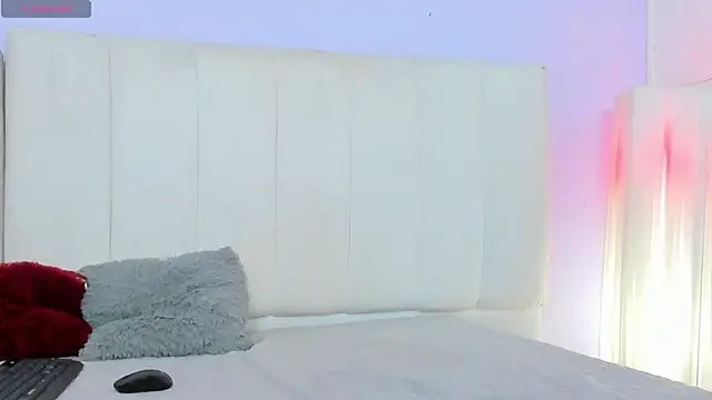 fressittalove01 online show from February 26, 2:27 pm