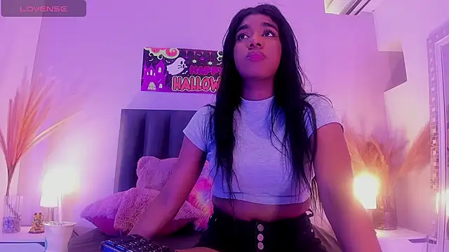 KendraChavez  online show from October 21, 9:59 pm