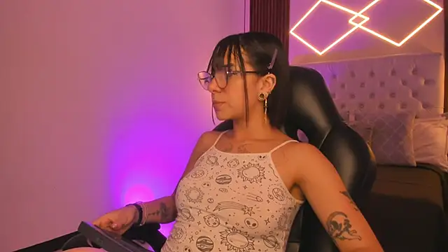 ZamabyCrucie online show from February 1, 7:56 pm