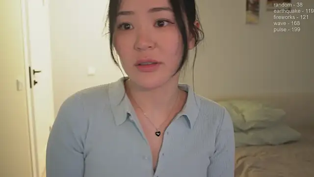 Snapshot of _JiKey_ chatting on January 27, 11:11 am  JiKey  online show from January 27, 11:11 am