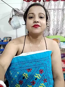 Snapshot of hornypiu697 chatting on April 18, 7:07 pm hornypiu697 online show from April 18, 7:07 pm