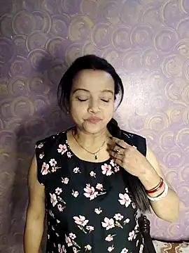 Snapshot of hornypiu697 chatting on May 11, 4:18 am hornypiu697 online show from May 11, 4:18 am