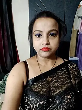 Snapshot of hornypiu697 chatting on May 18, 4:40 am hornypiu697 online show from May 18, 4:40 am