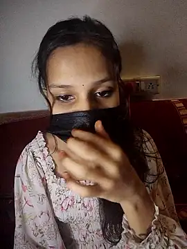 Pinkki-Age18 online show from January 13, 8:47 pm