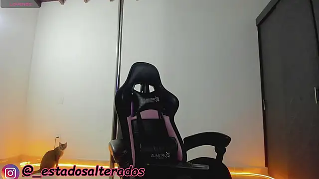 auraeroticaxxx online show from April 9, 4:45 am