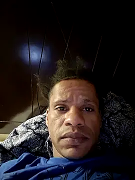 LuisSujilio online show from January 31, 7:45 pm