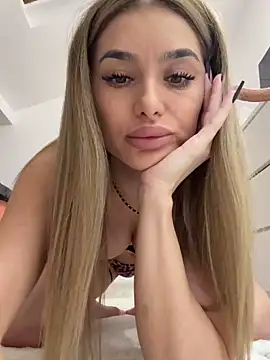 KaseyQuinn  online show from October 29, 9:00 am