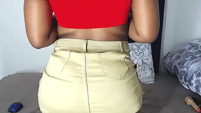 Pinkdollyg online show from February 8, 8:12 pm