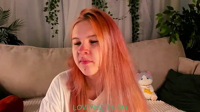 ElizSpieth online show from October 9, 1:14 am