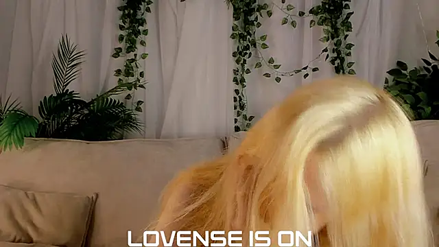 ElizSpieth online show from October 28, 1:53 am