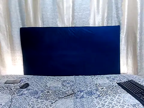 KinkyTrans23 online show from November 15, 6:11 am